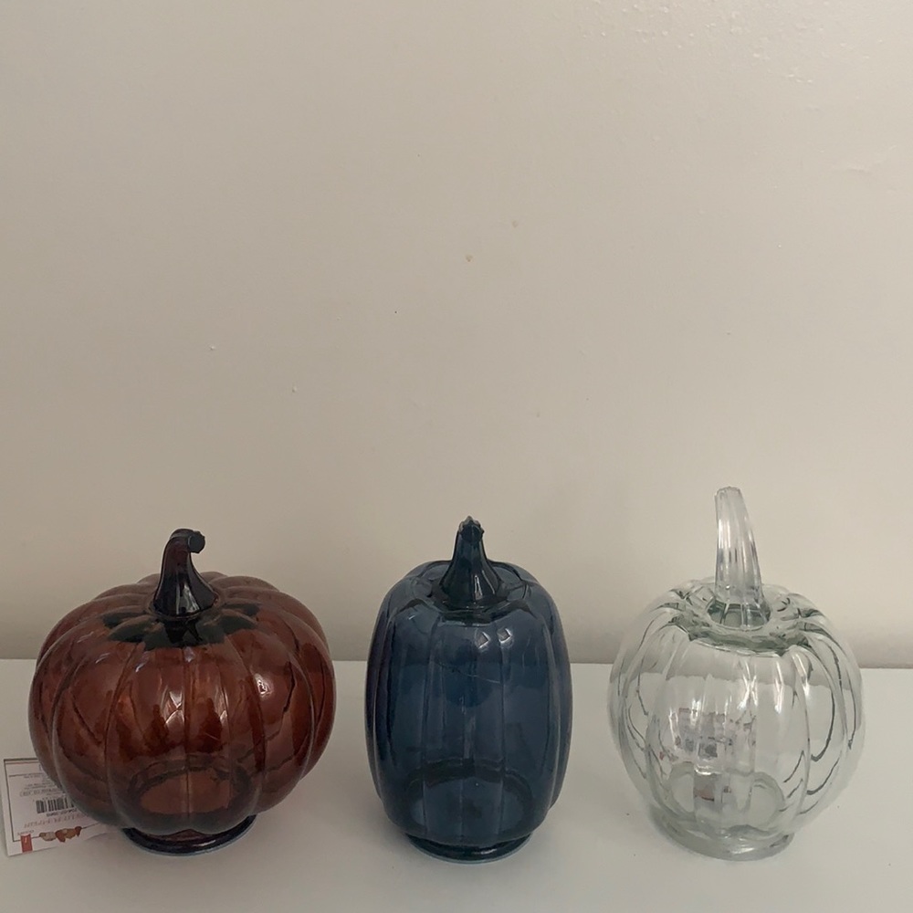 Fall Decorative Target Bullseye Glass Lit Pumpkins Set.